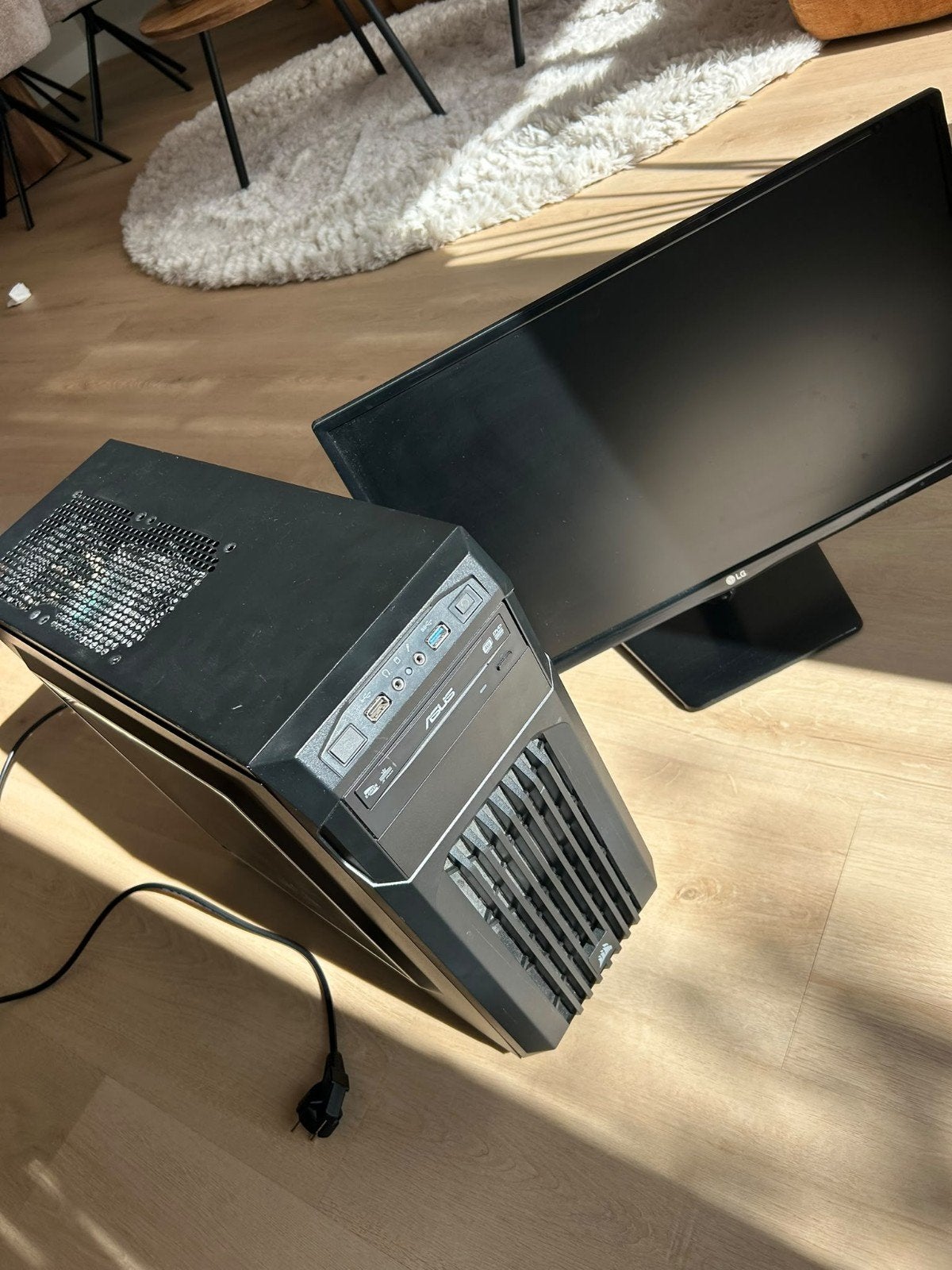 Gaming PC - i7 / GTX 1070 / ASUS ROG met glazen zijpaneel, Computers en Software, Ophalen of Verzenden, Gebruikt