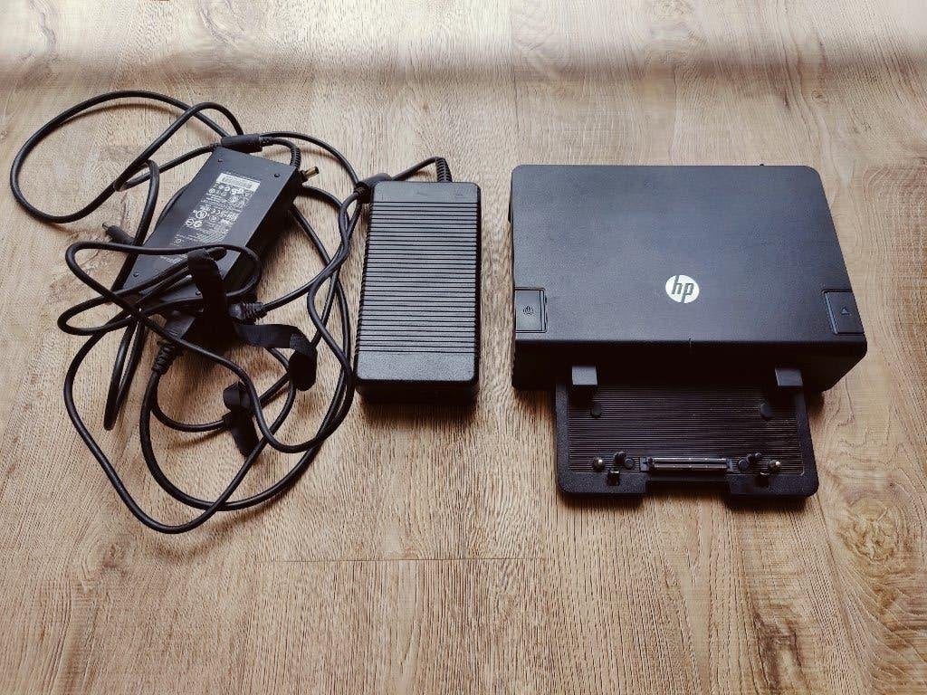 HP Docking Station voor 8570W met adapter, Ophalen of Verzenden, Zo goed als nieuw, HP, Docking station