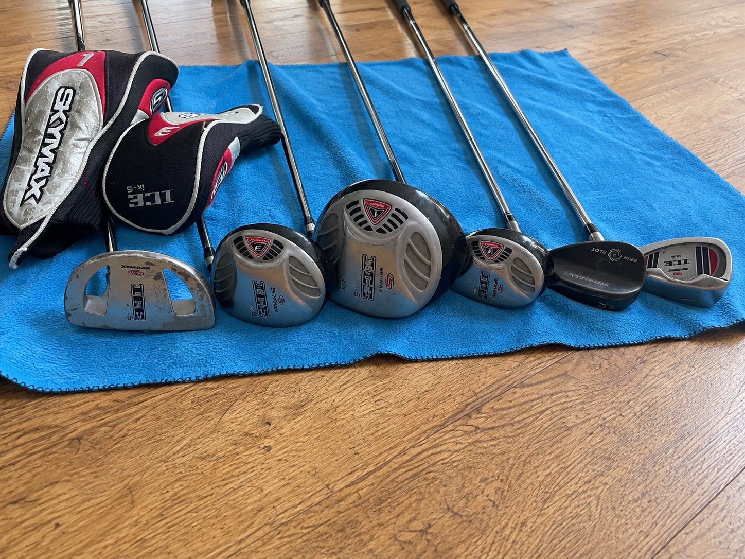 SKYMAX IX-5 HEREN GOLFSET + TAS MET PARAPLU, COVERS, Ophalen of Verzenden, Gebruikt, Set, Overige merken