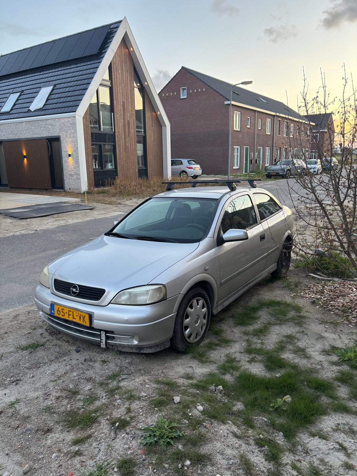 Opel Astra 1.6 I 2000 Grijs, Voorwielaandrijving, Stof, 74 pk, Zwart