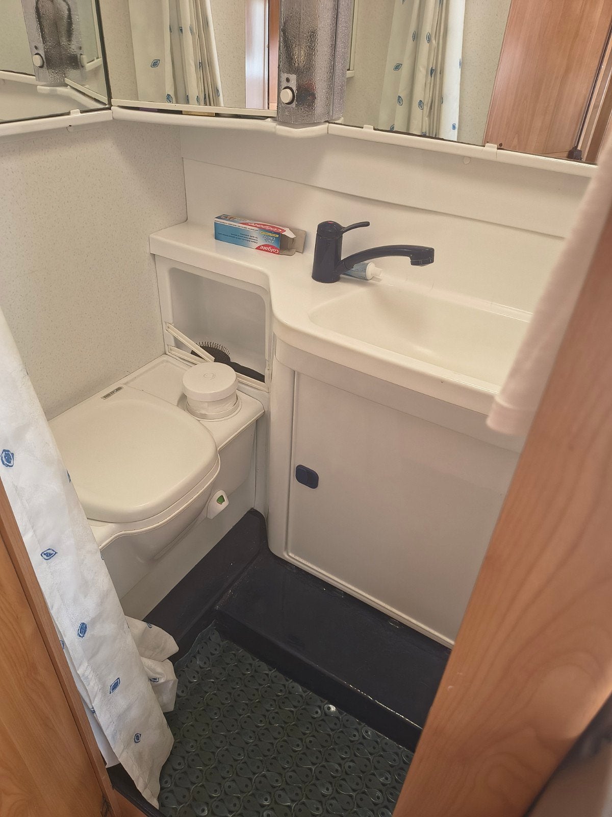 Hymer B644: Zelfvoorzienende camper met XXL garage, Integraal, Ringverwarming, Fiat, Particulier