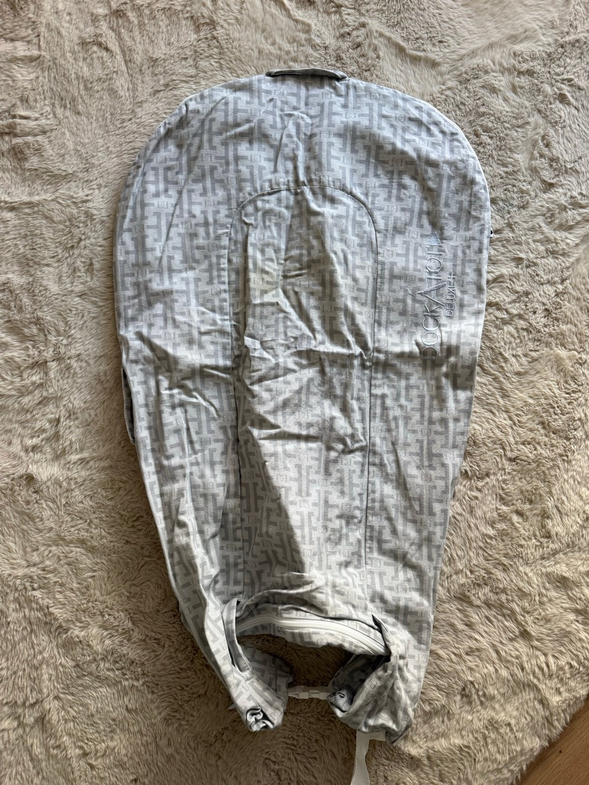 DockATot Deluxe+ babynest met extra hoes, Ophalen, Gebruikt, Wieg
