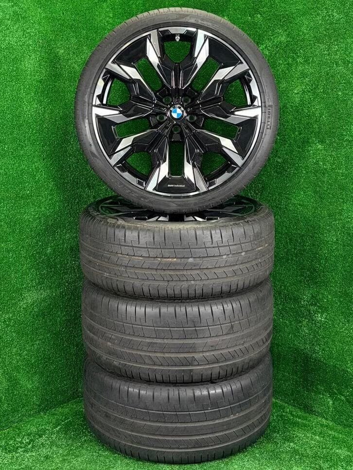 Originele 21 inch BMW 954i velgen banden 5-serie G60 G61 i5, Auto-onderdelen, Banden en Velgen, Gebruikt, 255 mm, Banden en Velgen