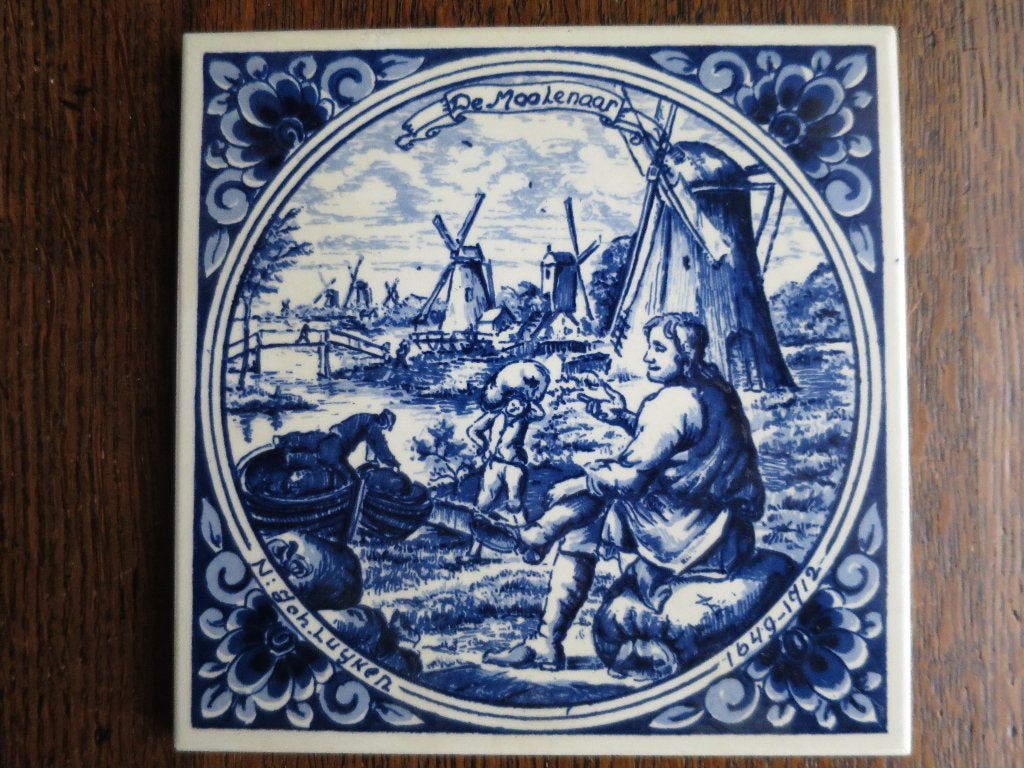 mooie porseleinen tegel van een molenaar 15/15 cm, Ophalen of Verzenden