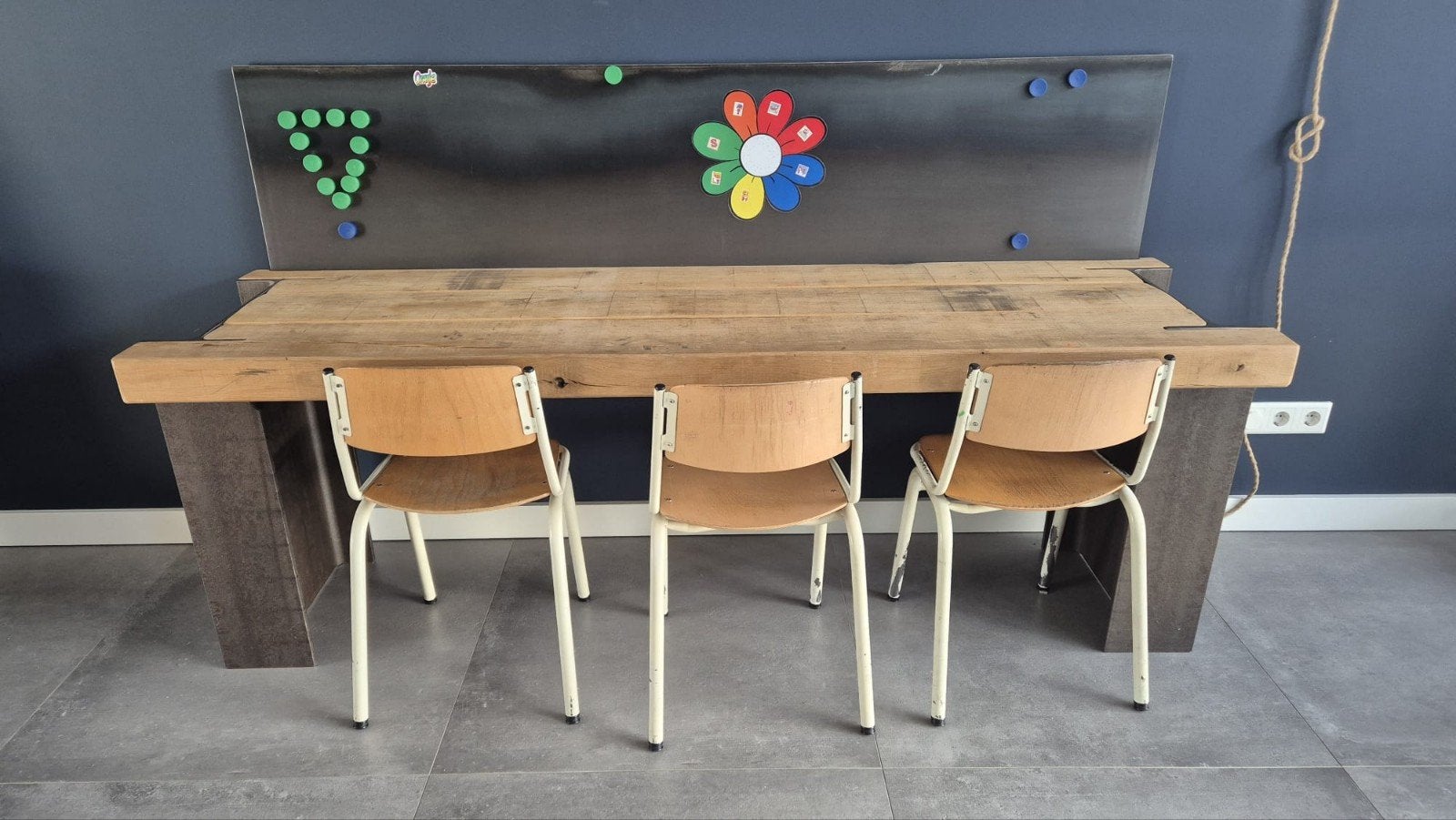 robuuste eikenhouten tafel met stalen poten, Ophalen, Eikenhout, 200 cm of meer, 50 tot 100 cm