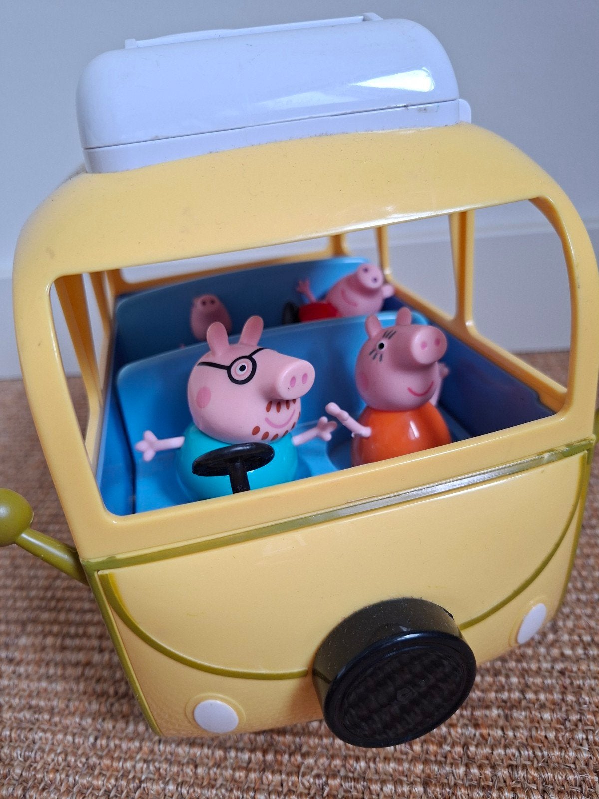 Peppa Pig Campervan met figuren, Kinderen en Baby's, Speelgoed | Speelgoedvoertuigen, Gebruikt, Ophalen of Verzenden