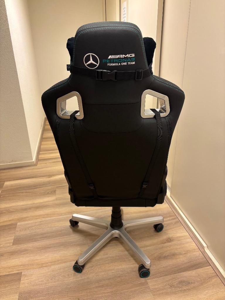 Mercedes AMG Petronas F1 Noble Chair Gaming / bureau stoel, Ophalen, Zo goed als nieuw, Formule 1