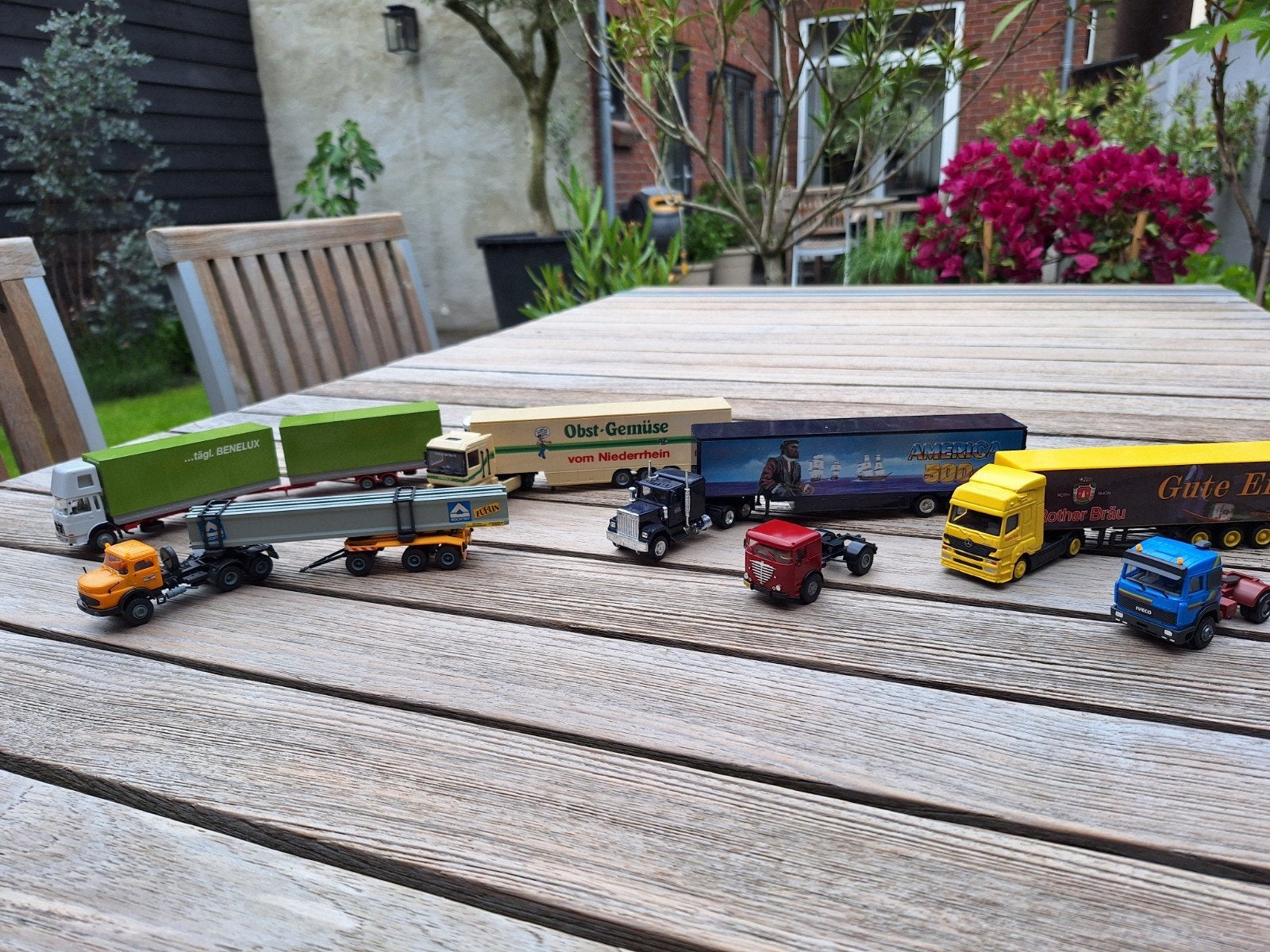 1/87 Vrachtwagen modellen, Hobby en Vrije tijd, Ophalen of Verzenden, Zo goed als nieuw, Bus of Vrachtwagen, Overige merken