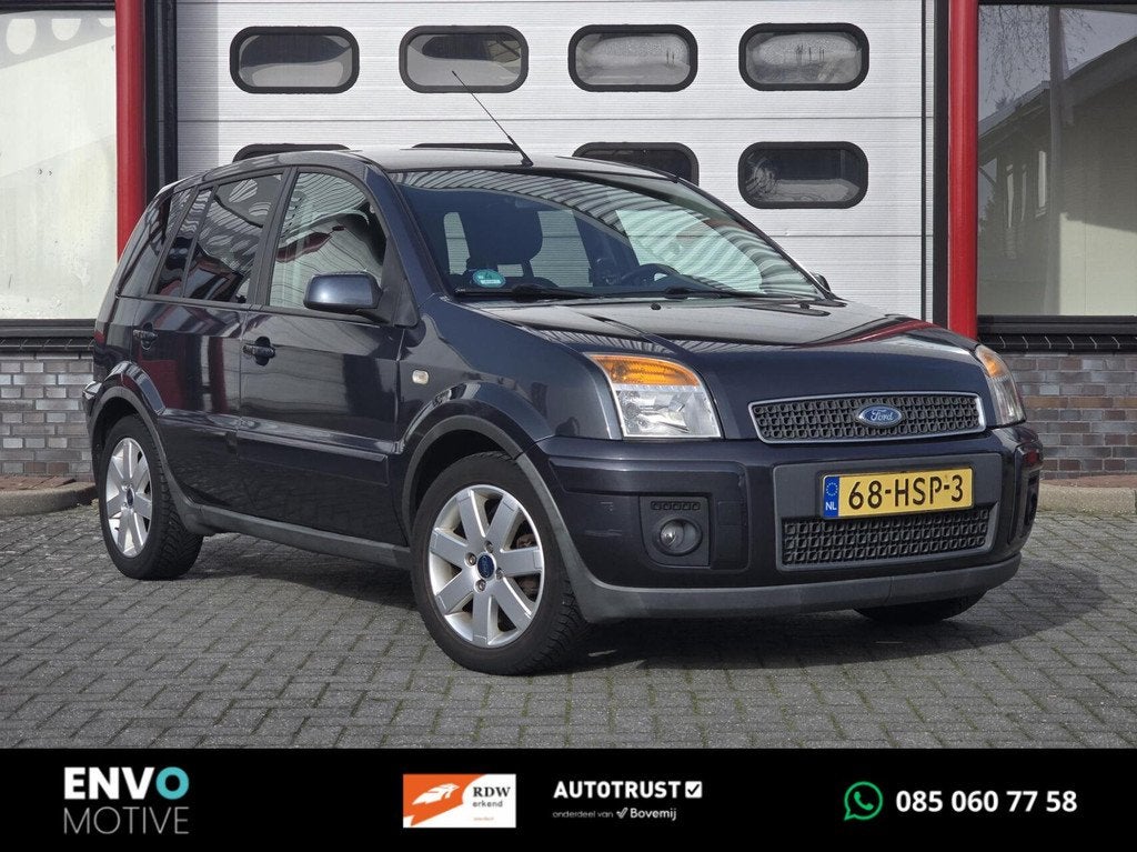 Ford Fusion 1.4-16V Futura Airco/LMV/Nieuwe APK, Auto's, Ford, Voorwielaandrijving, Gebruikt, Multifunctioneel stuurwiel, 49 €/maand