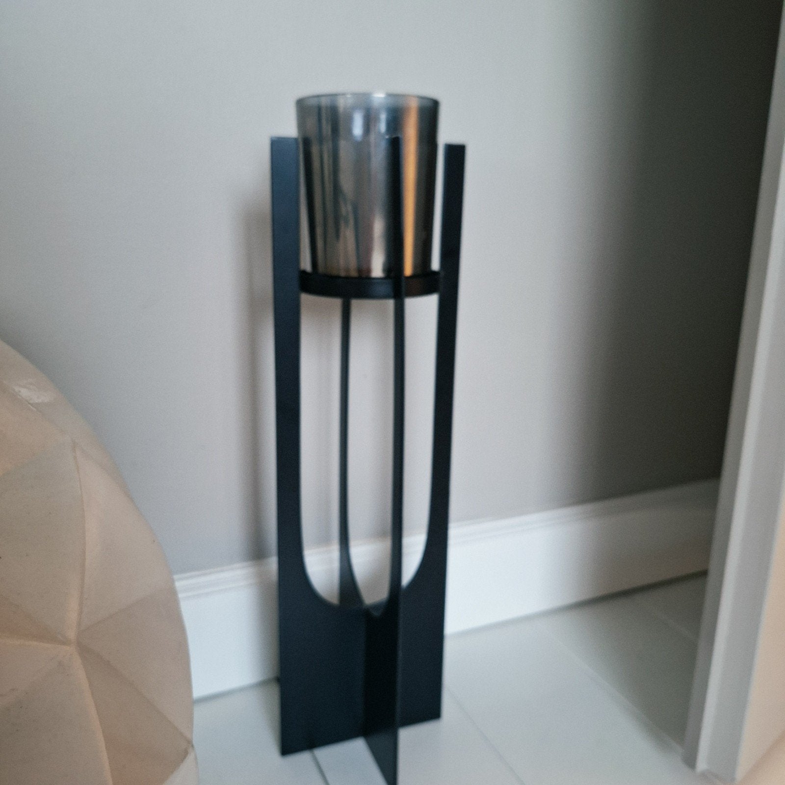 Hoge zwart metalen kandelaar windlicht nieuw, Zwart, Nieuw, Ophalen of Verzenden, X