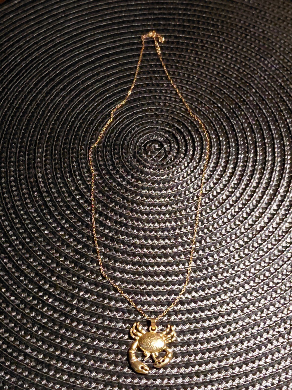 ketting met krab hanger in goud of zilver kleur, Ophalen of Verzenden, Nieuw, Goud, Overige materialen