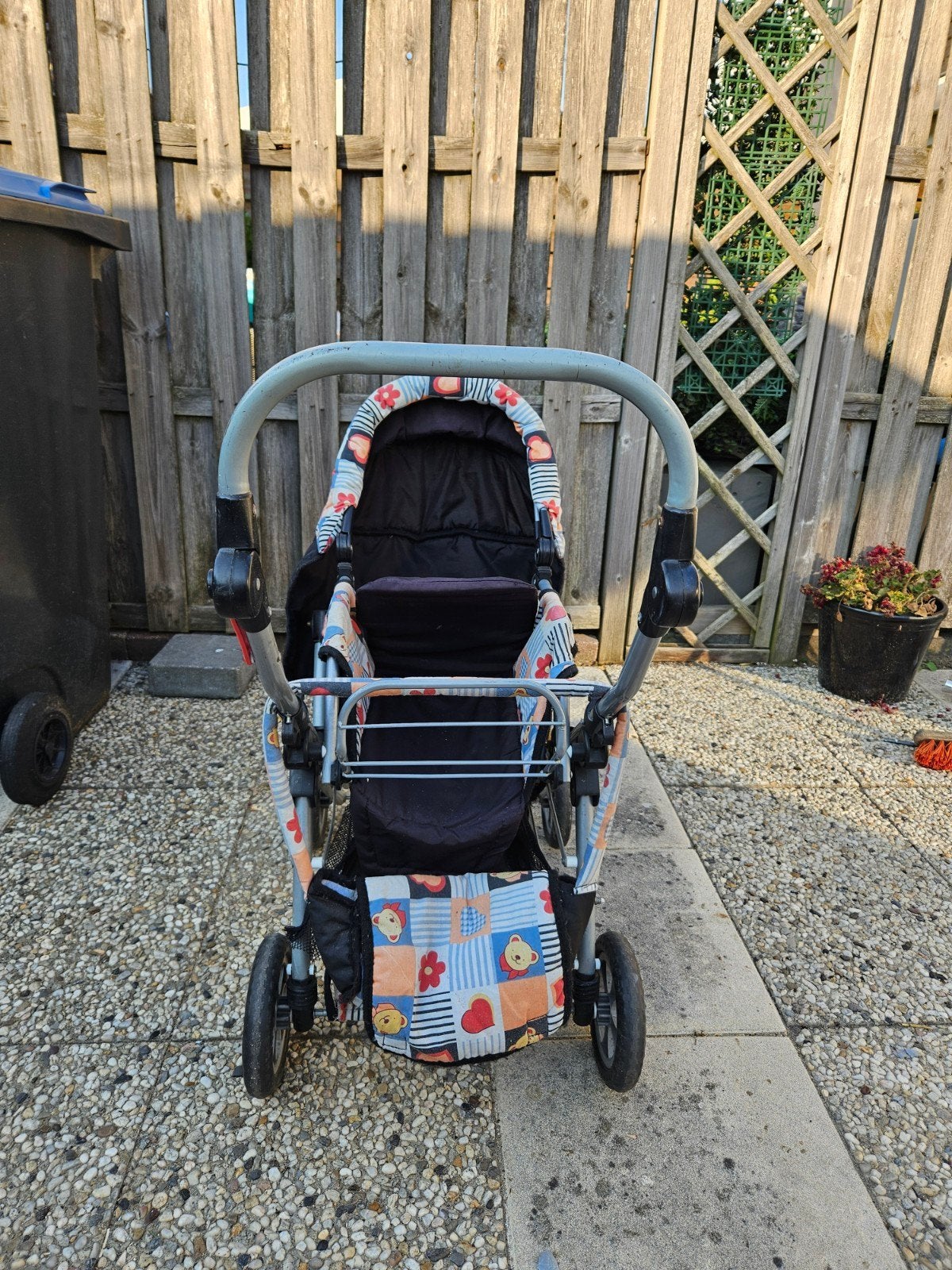Leuke speelgoed kinderwagen met vrolijk patroon, Ophalen of Verzenden, Gebruikt