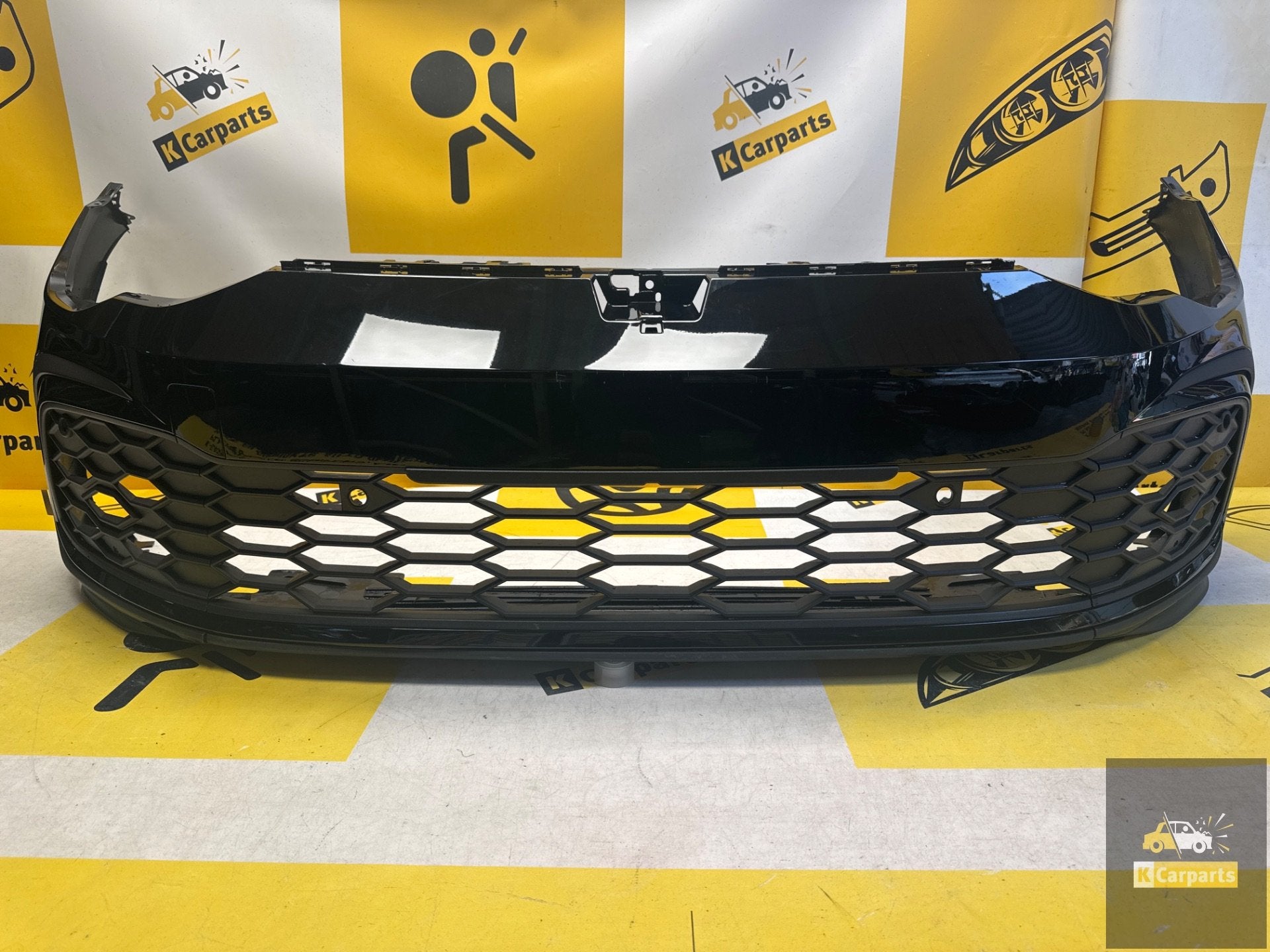 Bumper VOLKSWAGEN Golf 8 VIII GTI GTD VOORBUMPER 5H0807221G, Auto-onderdelen, Carrosserie en Plaatwerk, Info@fabrikant.eu, Ophalen of Verzenden