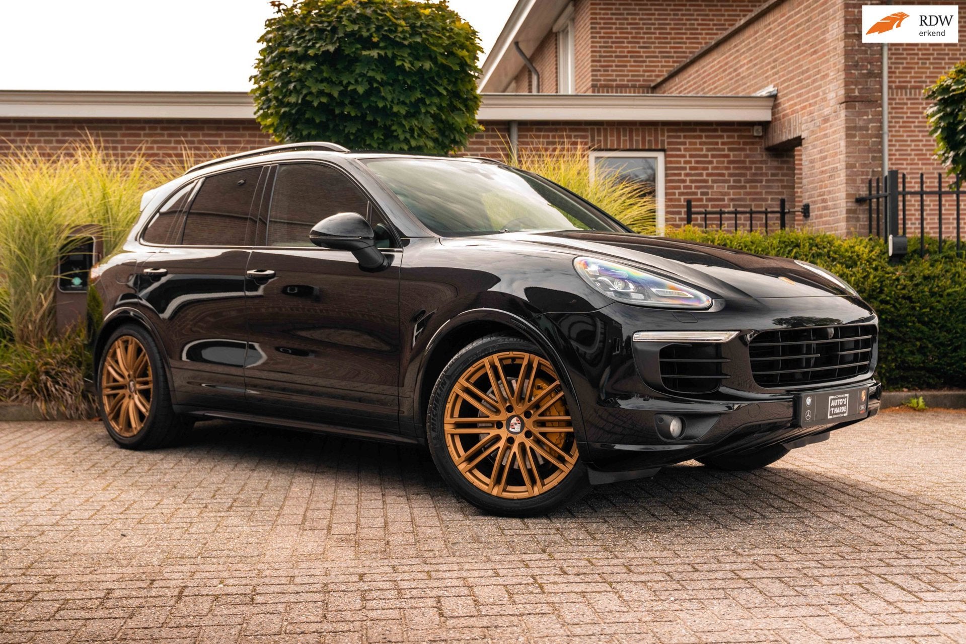 Porsche Cayenne 3.0 S E-Hybrid 416 PK Adaptive Sport Chrono, Auto's, Automaat, Cayenne, Gebruikt, 2995 cc