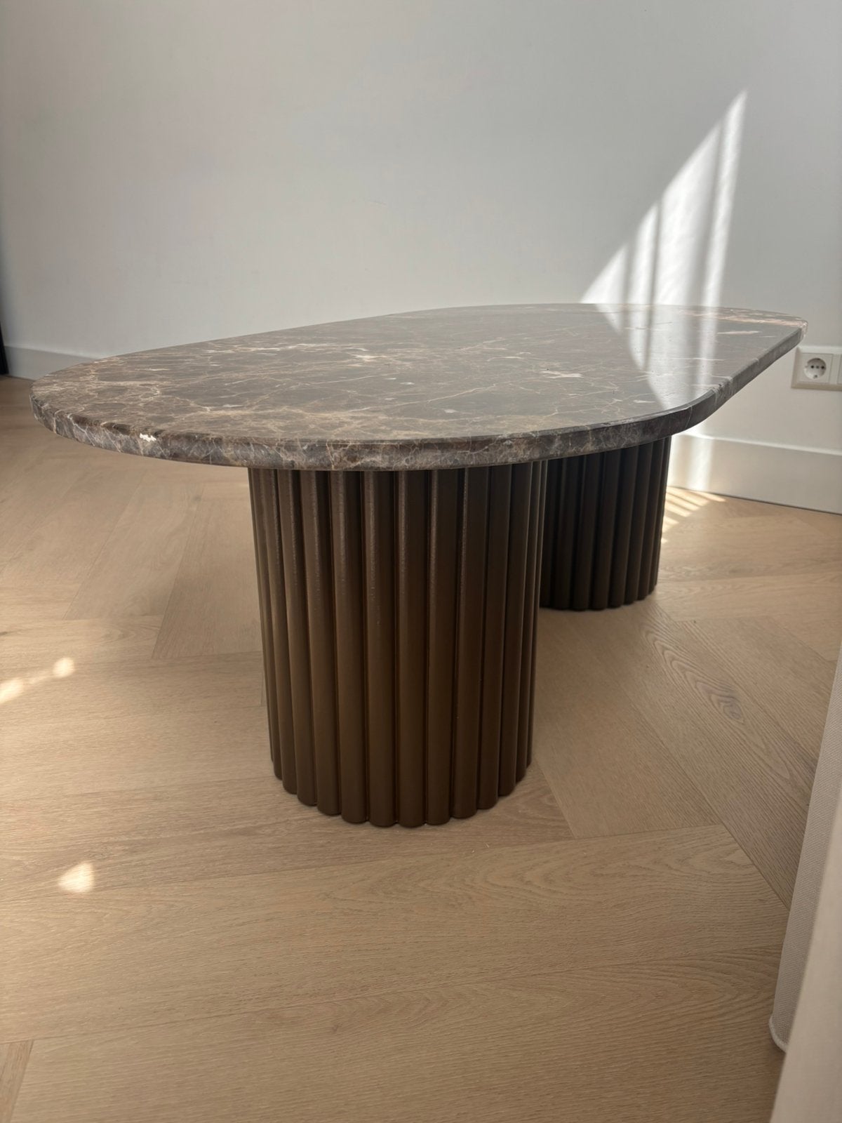 Foto 8 van Luxe set eettafel & salontafel – Emperador marmer