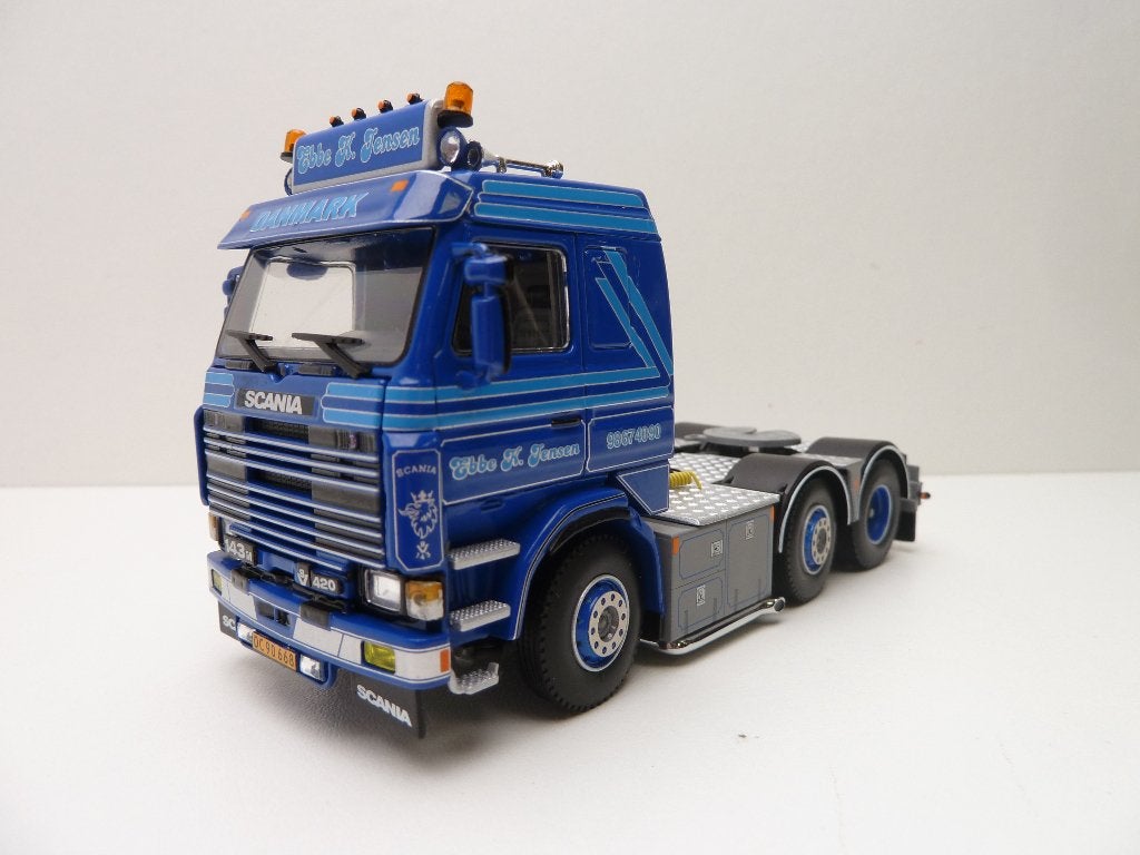 Scania 143M-420  ''  Ebbe K Jensen ''  WSI, Ophalen of Verzenden, Nieuw, Bus of Vrachtwagen, Wsi