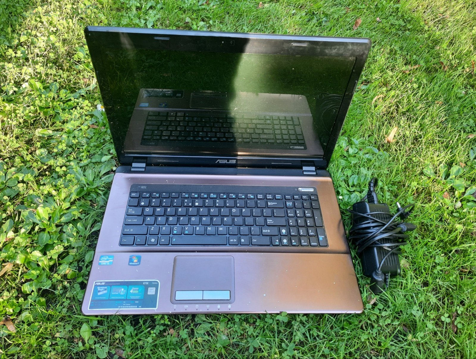 ASUS K73E 17.3 inch laptop - i3, 4GB RAM, 120GB Dvd, Gebruikt, HDD, 2 tot 3 Ghz, Qwerty
