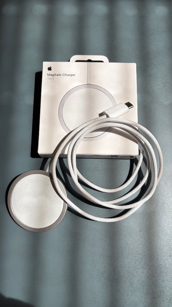 Apple Macsafe Charger (1 meter), Overige typen, Ophalen of Verzenden, Zo goed als nieuw, Apple
