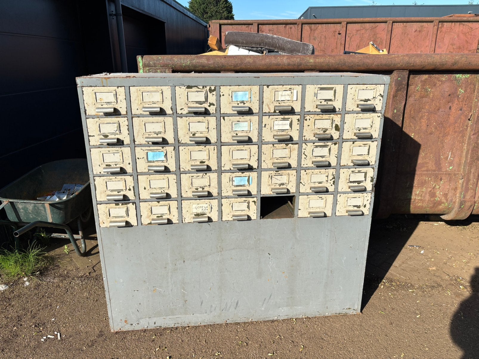 Vintage metalen archiefkast met 36 laden, Ophalen