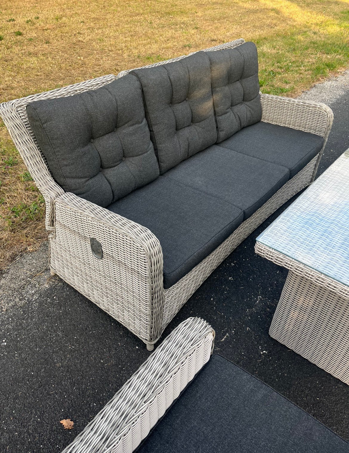 Foto 13 van Prachtige Luxe Loungeset met verstelbare rugleuning
