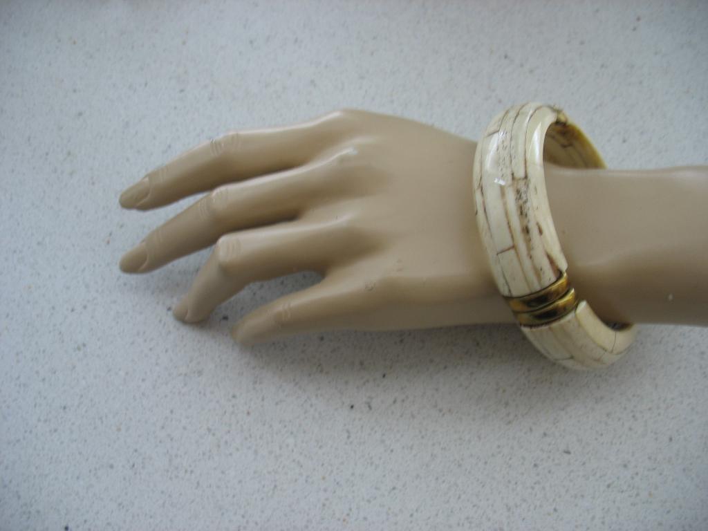Armband Tribal Etnisch Bohemian Hoorn met Koper Accenten, Sieraden, Tassen en Uiterlijk, Antieke sieraden, Ophalen of Verzenden