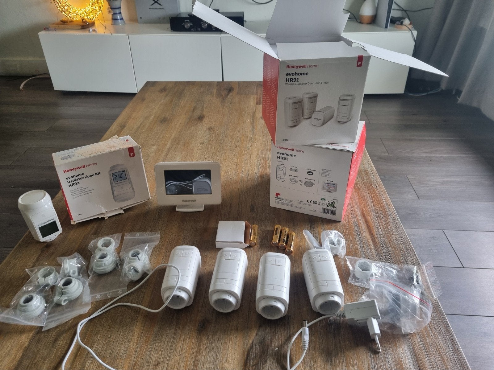 Nieuw Honeywell Evohome HR91/HR92 set voor 9 radiatoren, Ophalen of Verzenden, Nieuw, Thermostaat