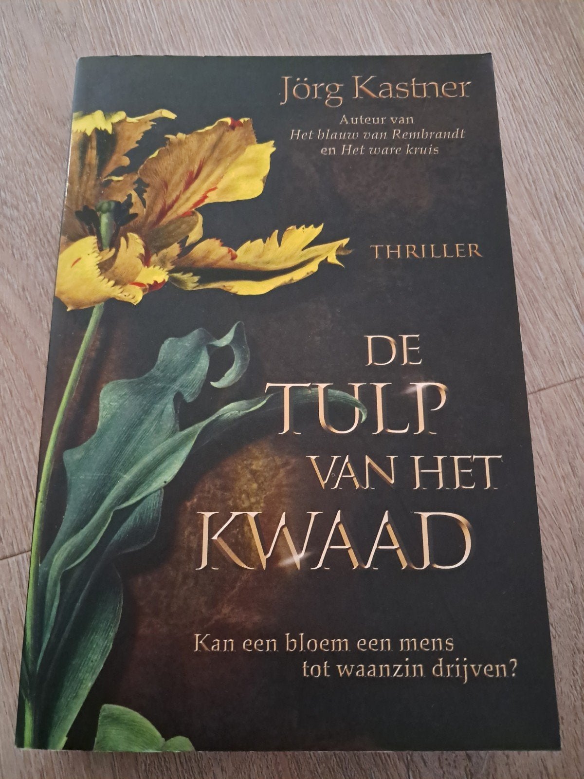 C3 De Tulp van het Kwaad - Jörg Kastner (Thriller), Ophalen of Verzenden, Zo goed als nieuw, Jörg Kastner, Europa overig