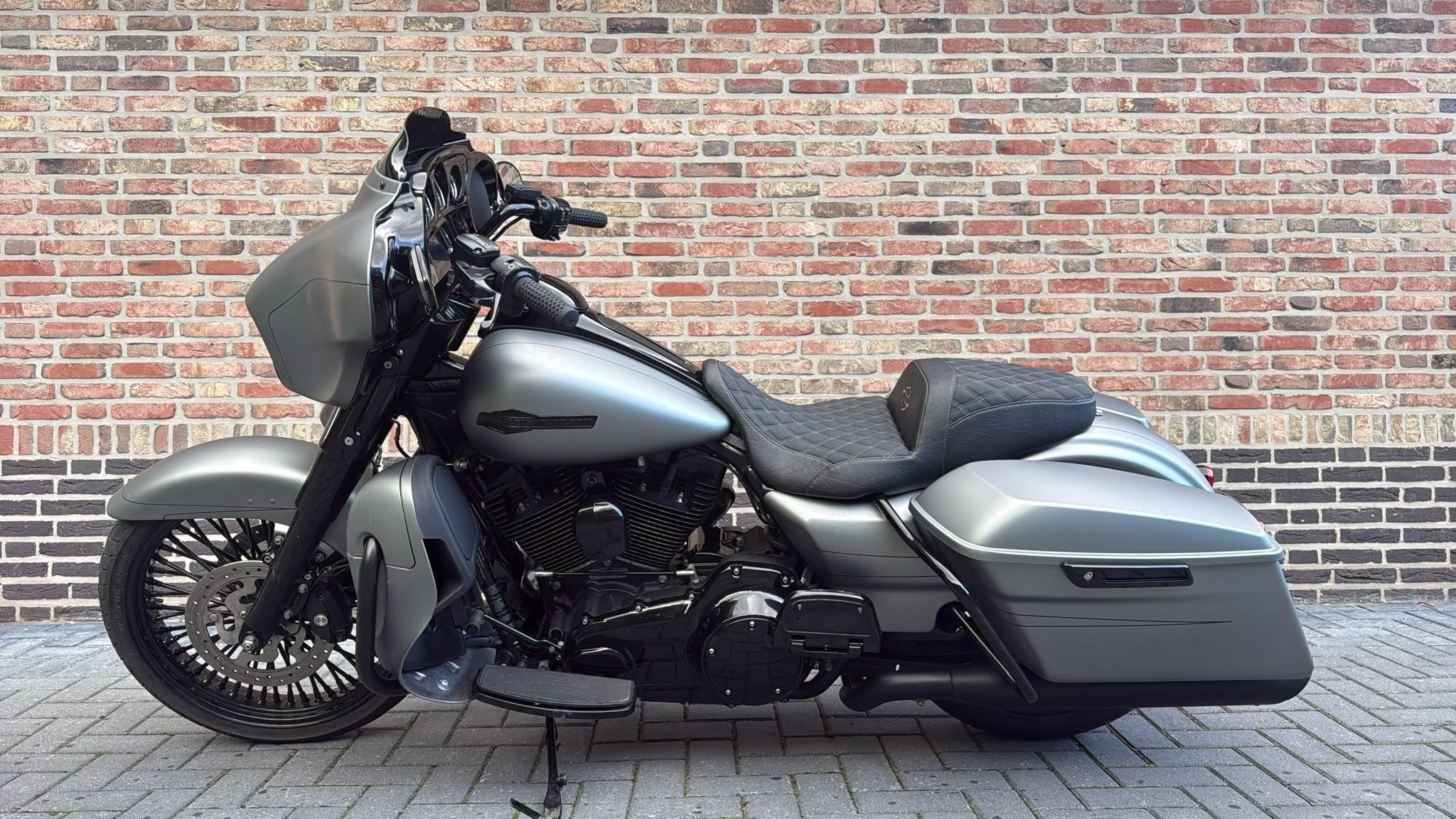 Harley Davidson 103 FLHX Streetglide 21'' Street Glide Vance, Motoren, Laan van Vredenoord 33
2289 DA  Rijswijk, NL, 1690 cc, H-DCUSTOMERSERVICE@Harley-Davidson.com