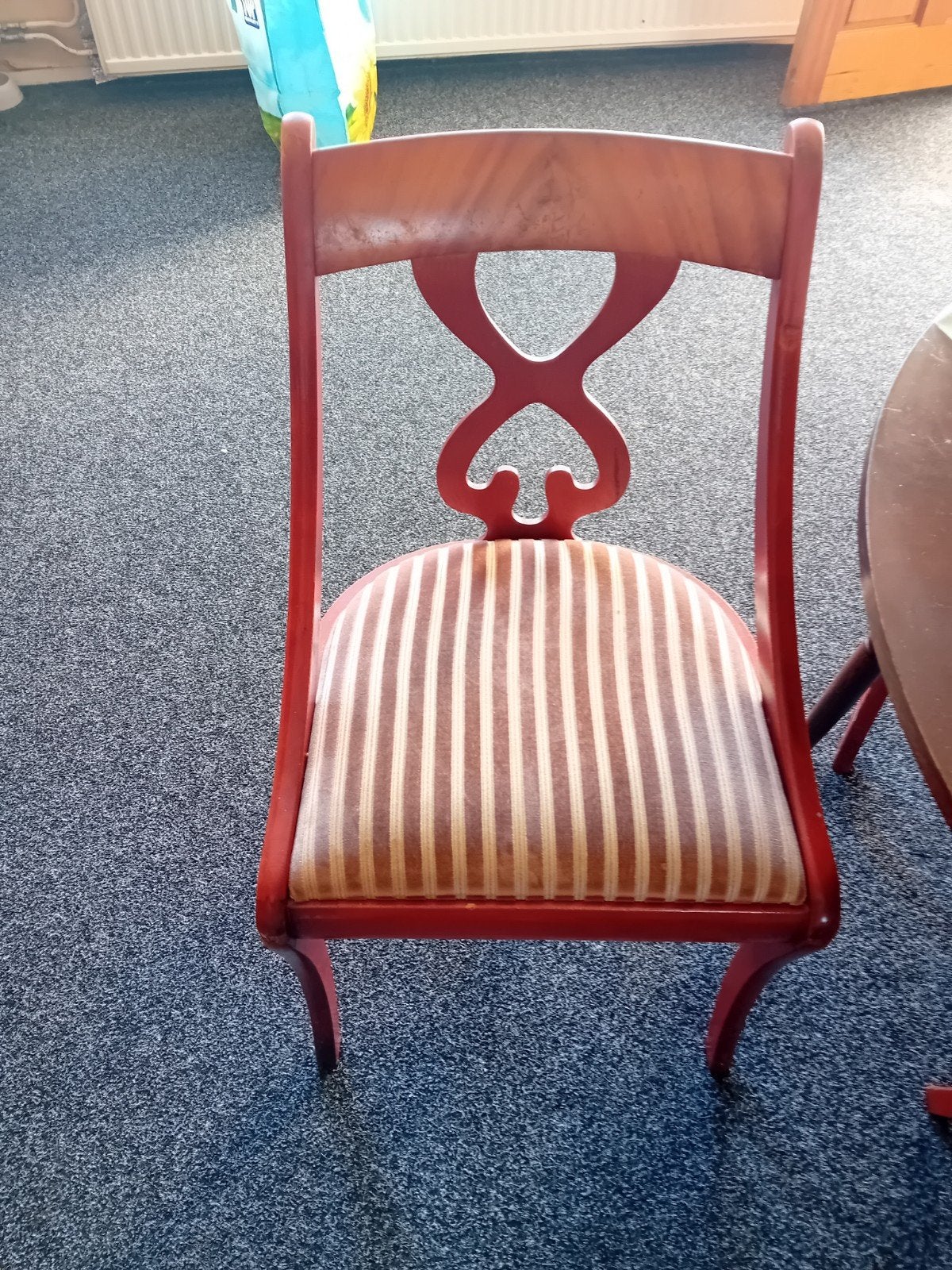 4 mooi oude stoelen., Ophalen