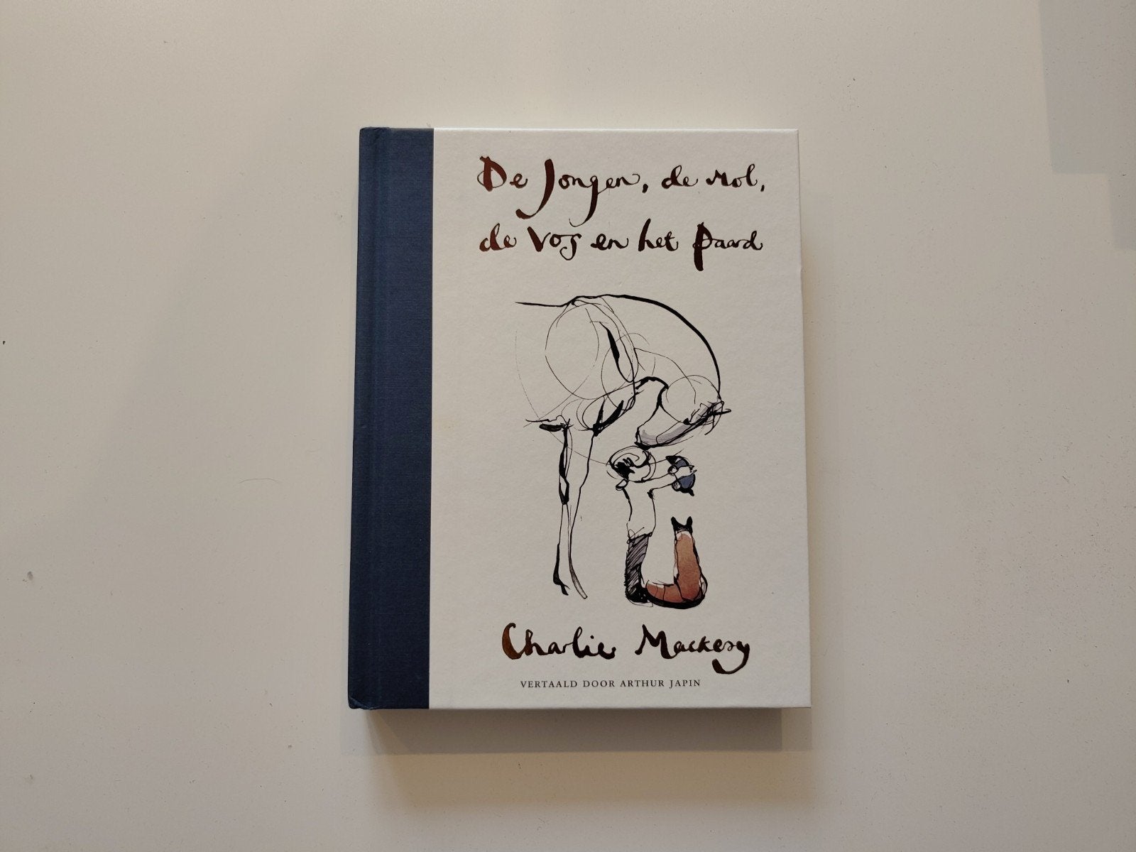 Charlie Mackesy - De jongen, de mol, de vos en het paard, Boeken, Ophalen of Verzenden, Zo goed als nieuw, Charlie Mackesy
