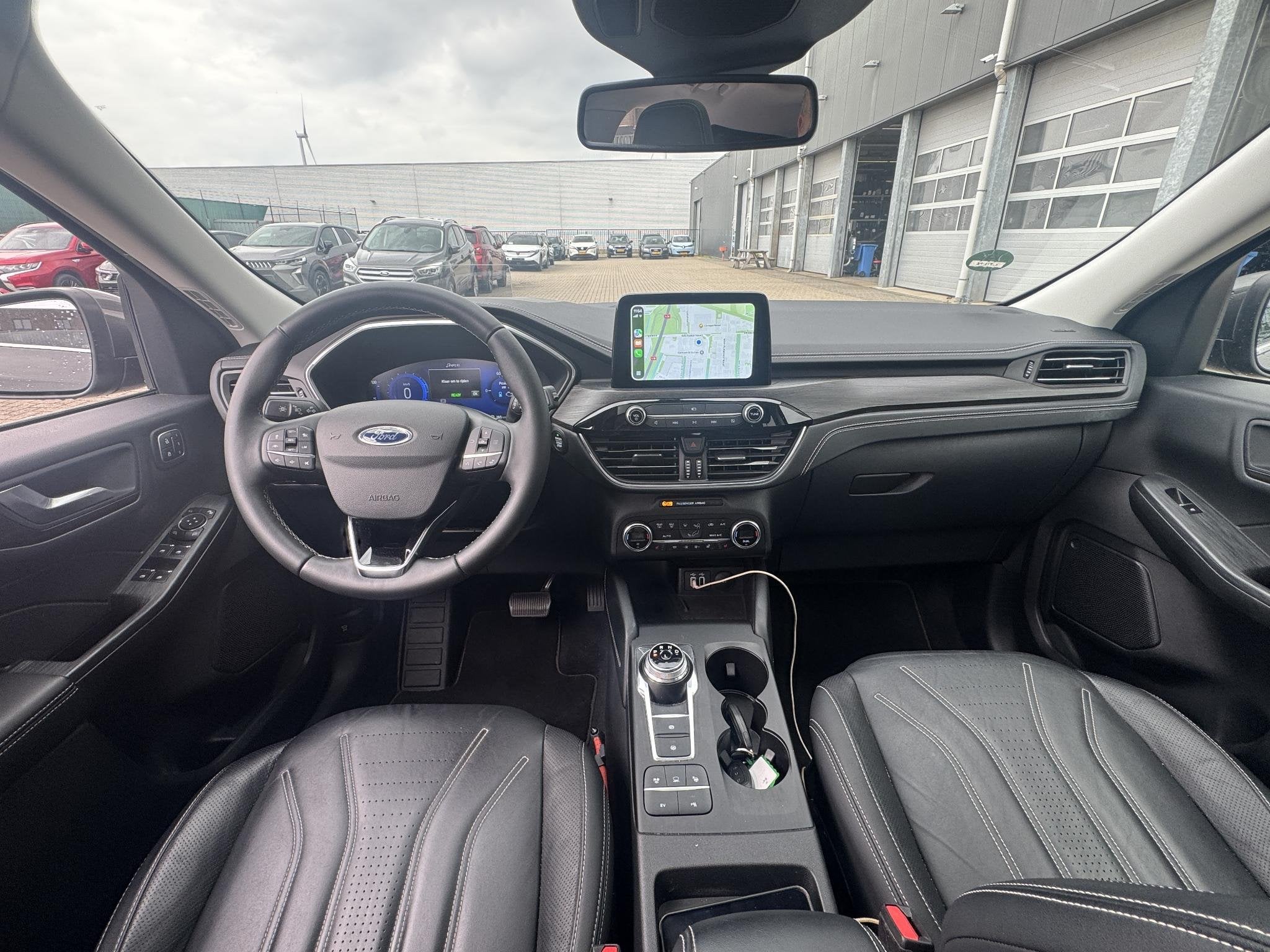 Ford Kuga 2.5 PHEV Vignale | Pano | Carplay | Camera | Leer, Auto's, 14 kWh, Gebruikt, 4 cilinders, Met garantie (alle)