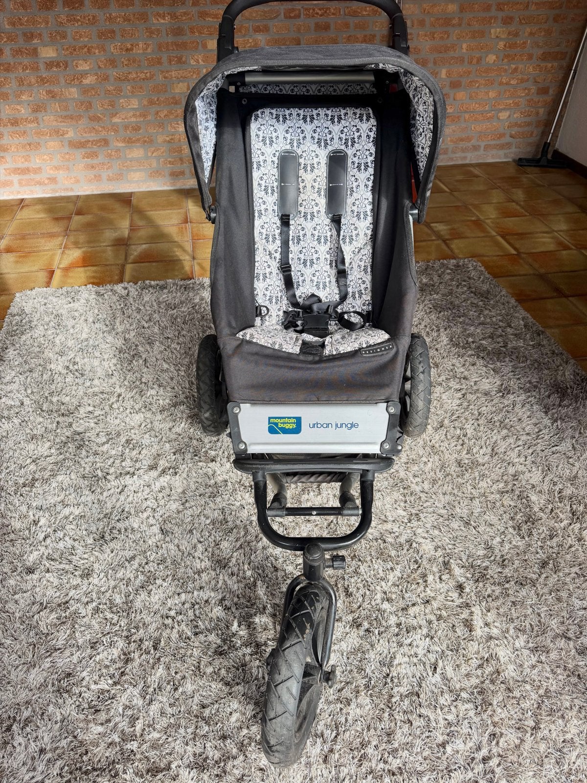Mountain Buggy Urban Jungle Kinderwagen met reiswieg, Gebruikt, Luchtbanden, Ophalen, Kinderwagen