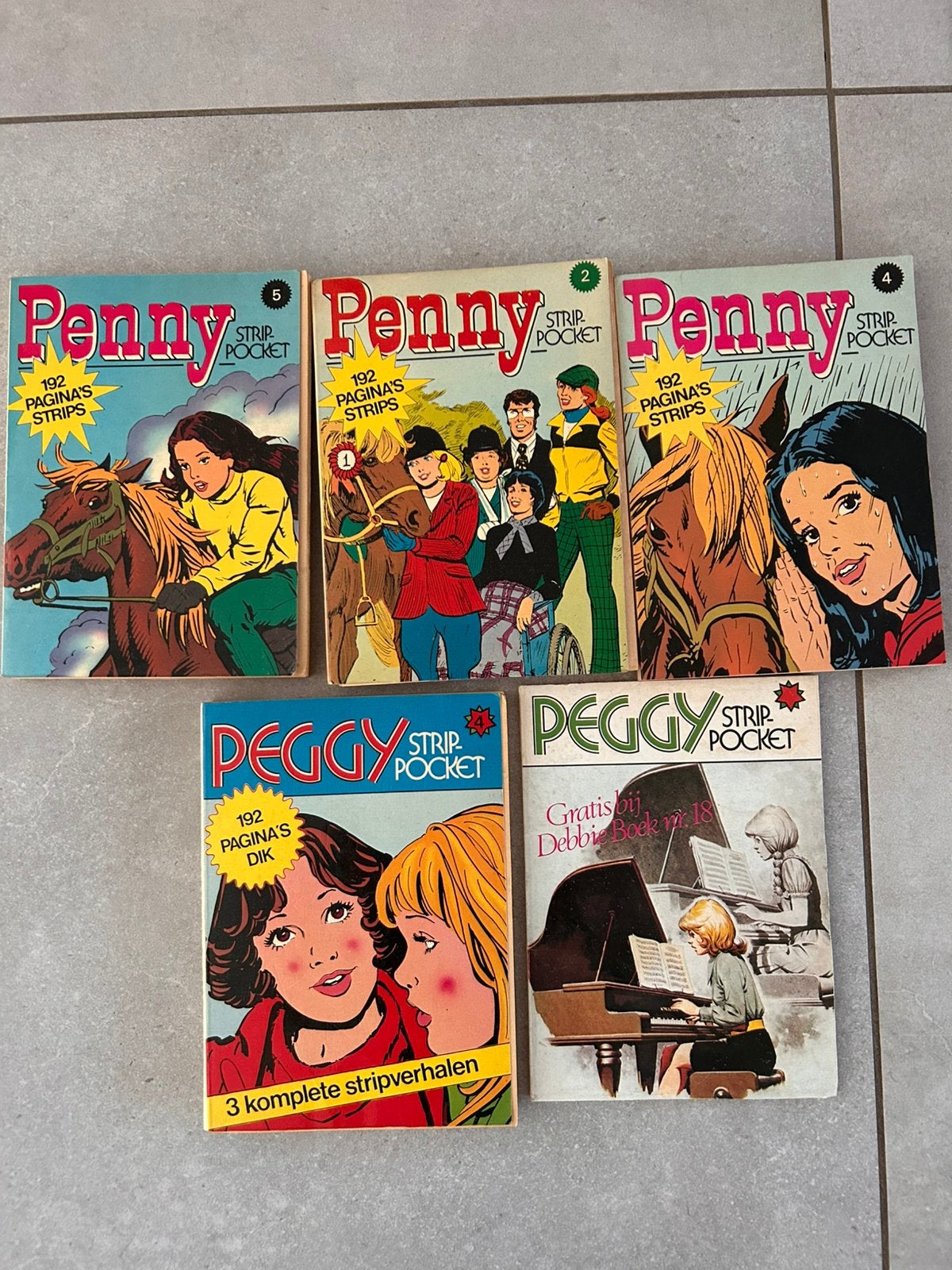 Penny & Peggy pocket strips ~ 175 blz, Boeken, Meerdere comics, Ophalen of Verzenden, Zo goed als nieuw, Europa