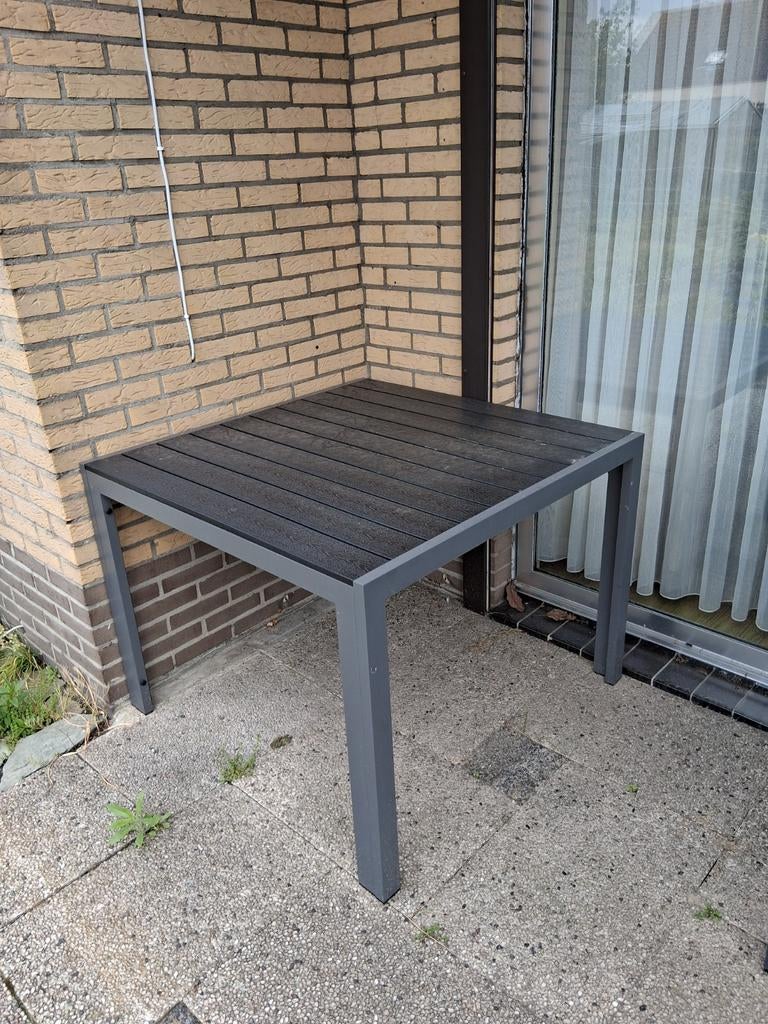 Tuintafel met 4 stoelen en kussens, Ophalen, 4 zitplaatsen, Gebruikt, Wicker