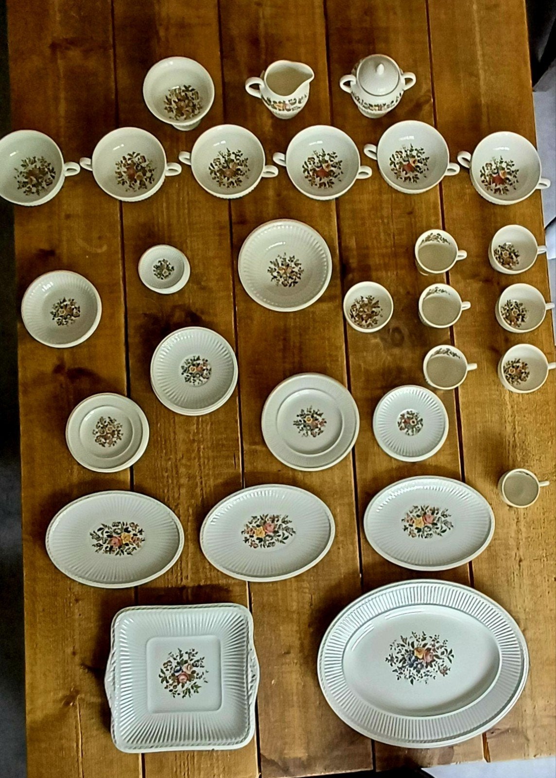 Wedgwood "Conway" Barlaston servies - Compleet, Huis en Inrichting, Ophalen, Gebruikt, Klassiek, Wedgwood