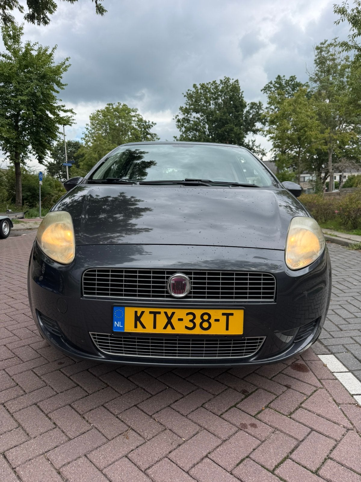 Fiat Punto Bouwjaar 2009 - Weinig KM!, Auto's, Voorwielaandrijving, Stof, 4 cilinders, Handgeschakeld