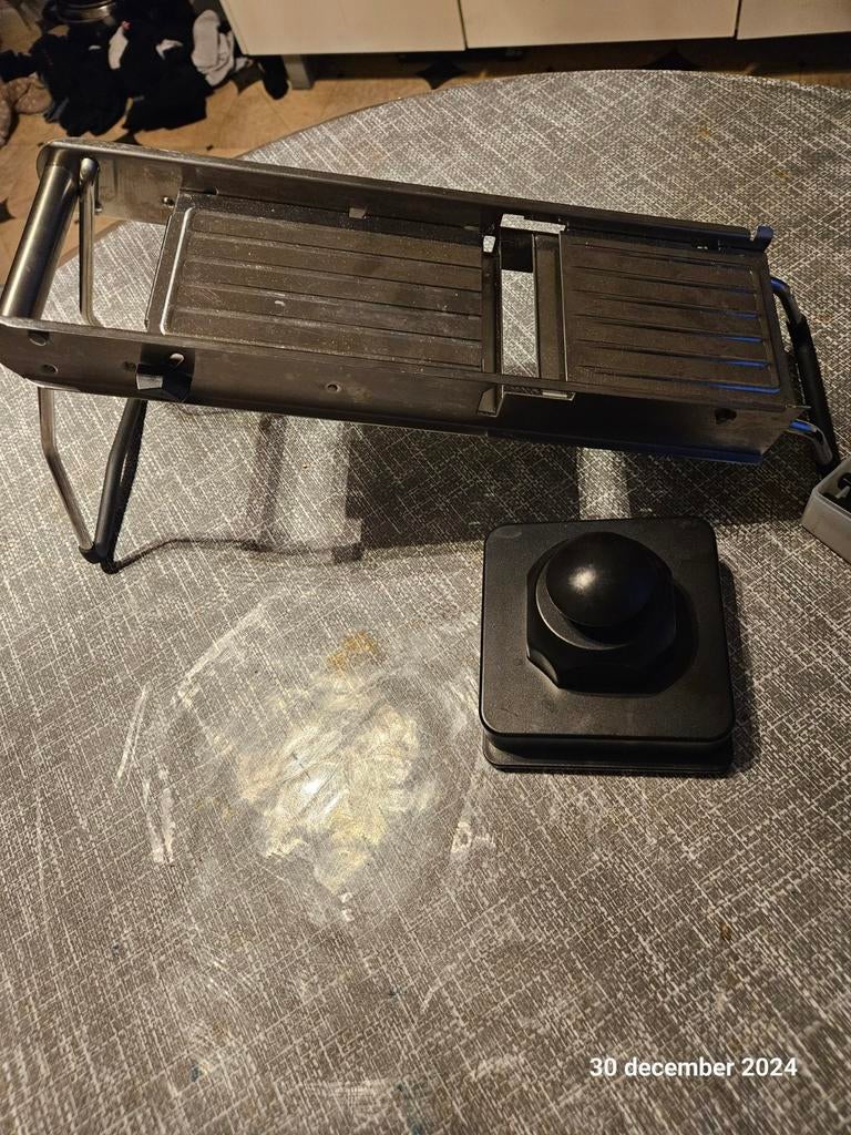Mandoline snijder met diverse messen, Ophalen of Verzenden, Gebruikt