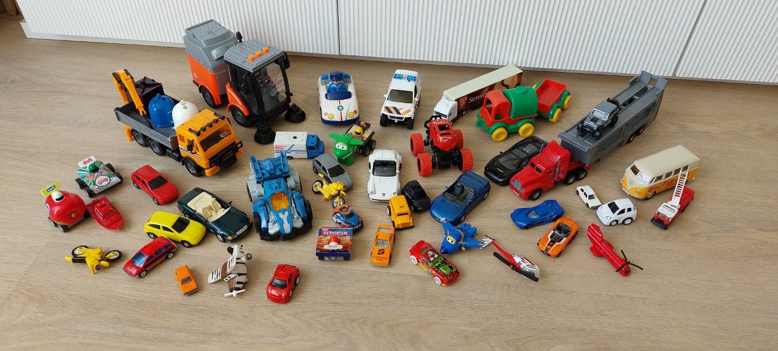 Grote collectie speelgoedvoertuigen en vliegtuigen, Ophalen of Verzenden, Gebruikt