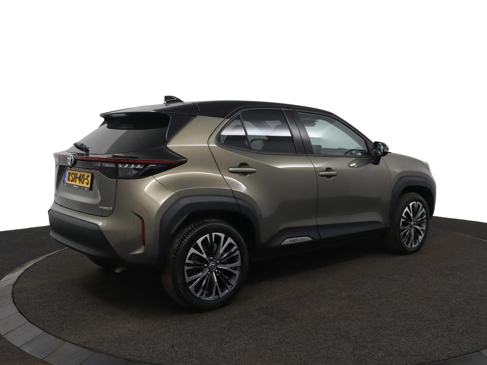 Toyota Yaris Cross 1.5 Hybrid Adventure | Stoelverwarming |, 12 maanden, Gebruikt, 1490 cc, Bedrijf
