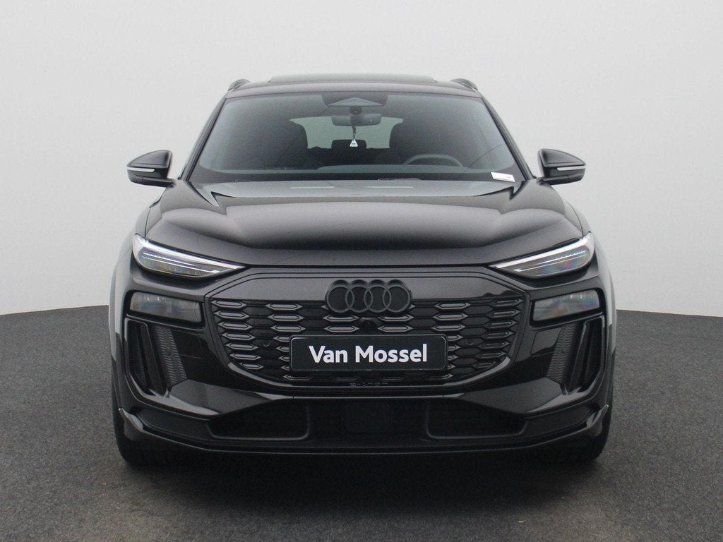 Audi Q6 e-tron edition performance 100 kWh | 21 inch Velgen, Auto's, Audi, 12 maanden, Gebruikt, Automatische klimaatregeling