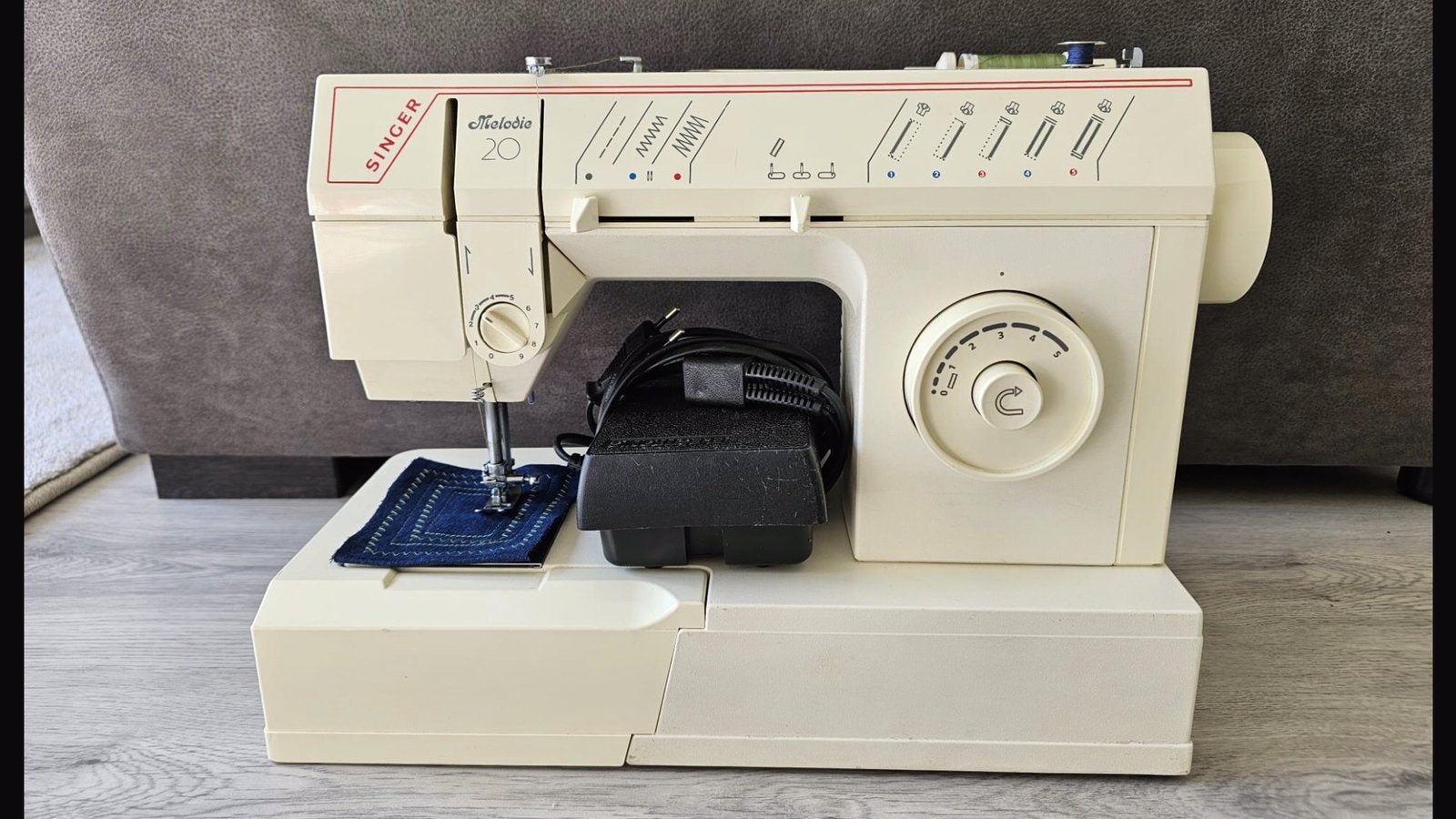 Naaimachine Singer, Ophalen, Zo goed als nieuw, Naaimachine, Singer