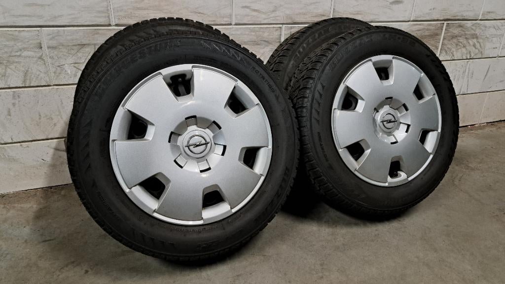 Banden Opel Astra K Astra J Cruze 205/60/16 goed profiel!, Auto-onderdelen, Gebruikt, 16 inch, Banden en Velgen, Personenwagen