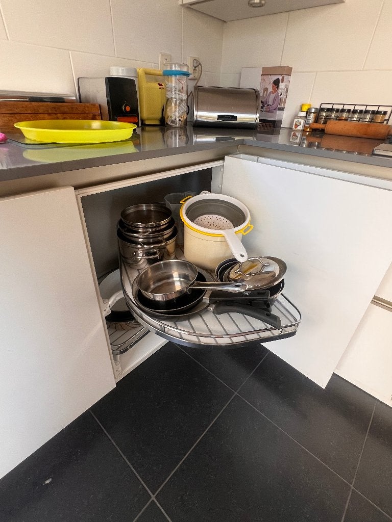 Moderne mat witte greeploze hoekkeuken GEDEMONTEERD, Huis en Inrichting, Keuken | Complete keukens, Wit, Hoekkeuken, Ophalen of Verzenden