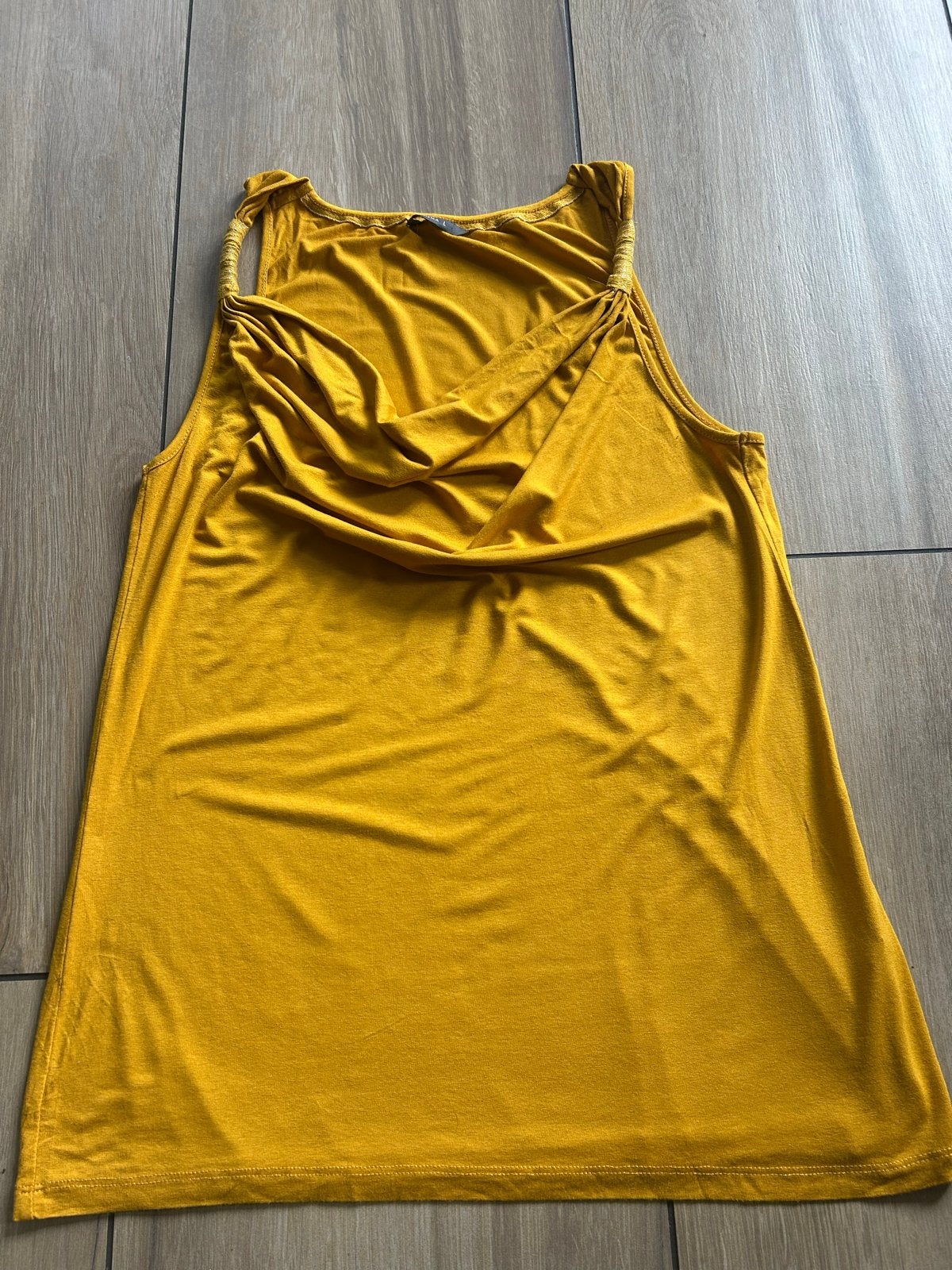 Hema oker nieuw Mouwloze top maat L, Kleding | Dames, Geel, Maat 42/44 (L), Ophalen of Verzenden, Zo goed als nieuw