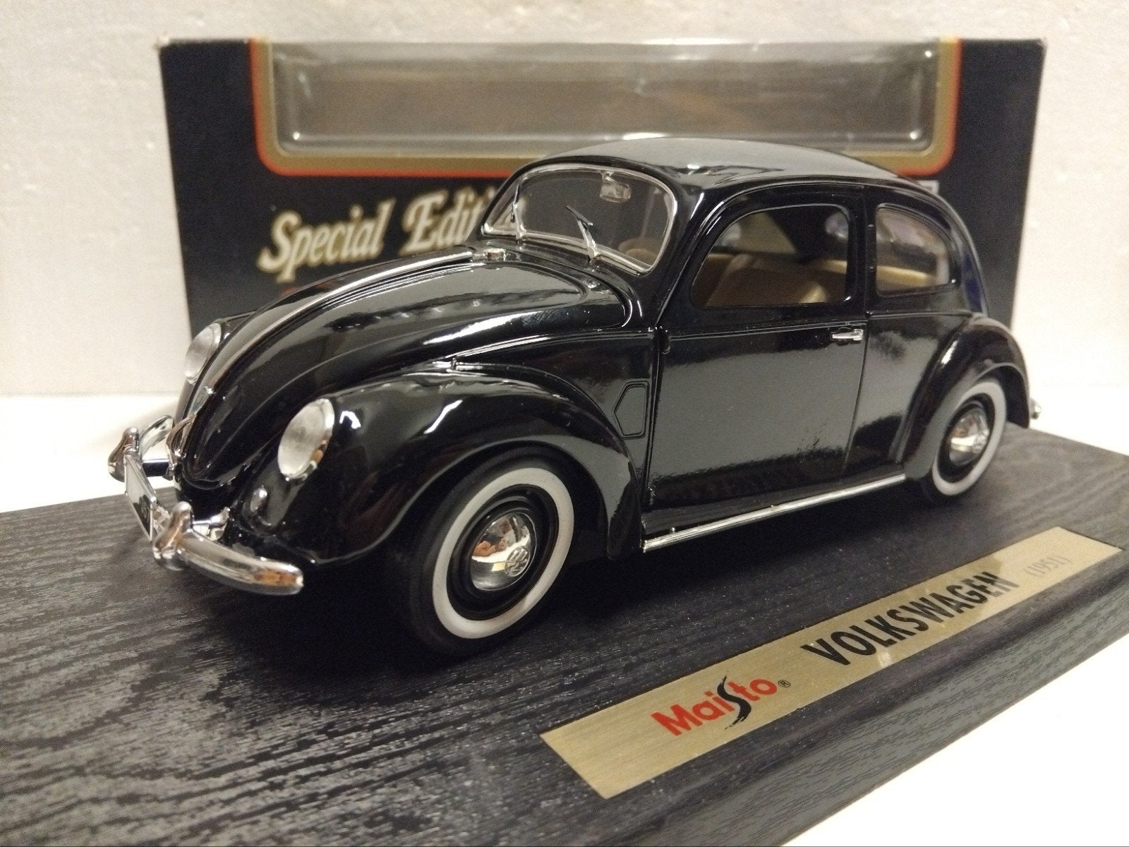 Volkswagen Kever Split Window Export Sedan Maisto 1:18 KRD, Ophalen of Verzenden, Zo goed als nieuw, Auto, Maisto
