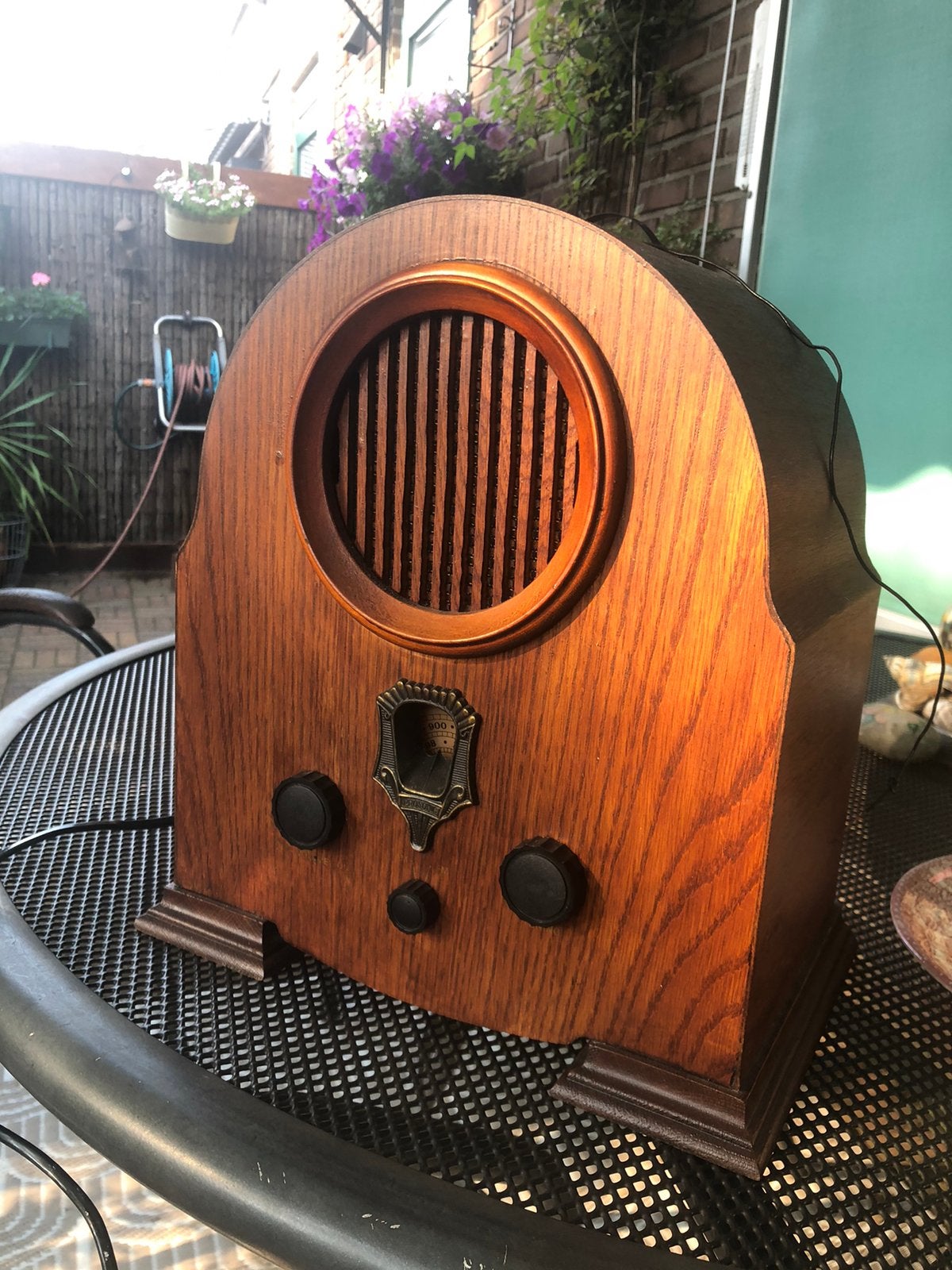 Radio speelt made in Roemenië Prosonic, Antiek en Kunst, Ophalen of Verzenden