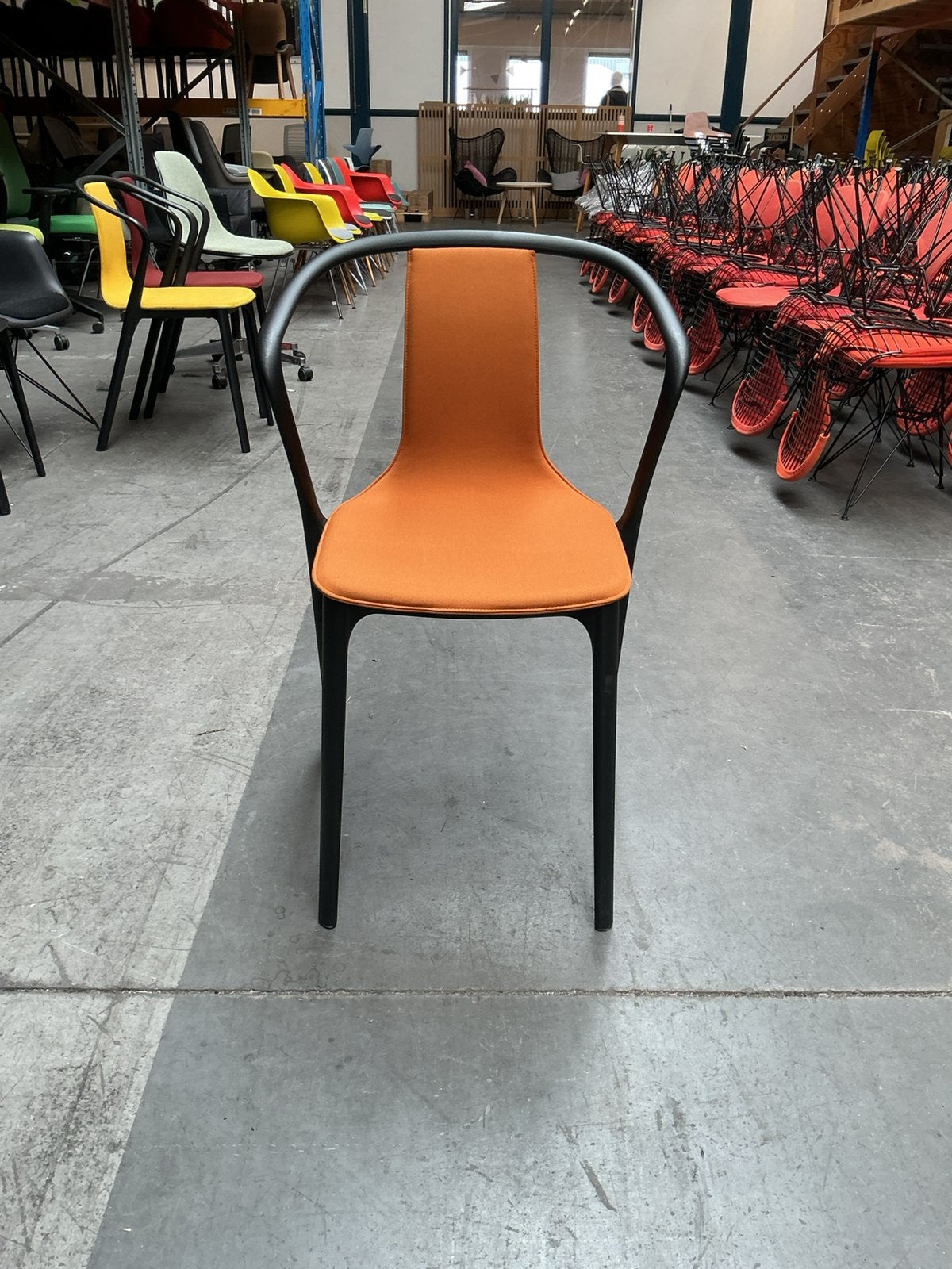 Vitra Belleville Chair Stoel | Kunststof | Oranje Stof, Gebruikt, Overige kleuren, -, Kunststof