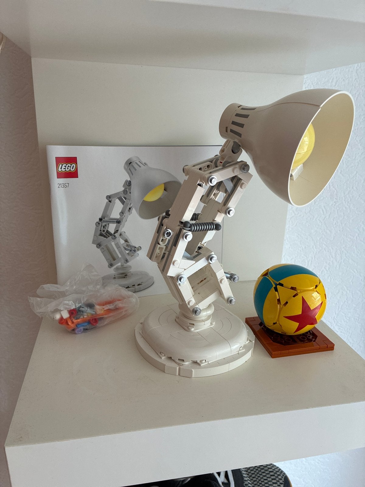 LEGO Ideas Disney Pixar Luxo Jr. Displaymodel - 21357, Ophalen, Gebruikt, Overige merken
