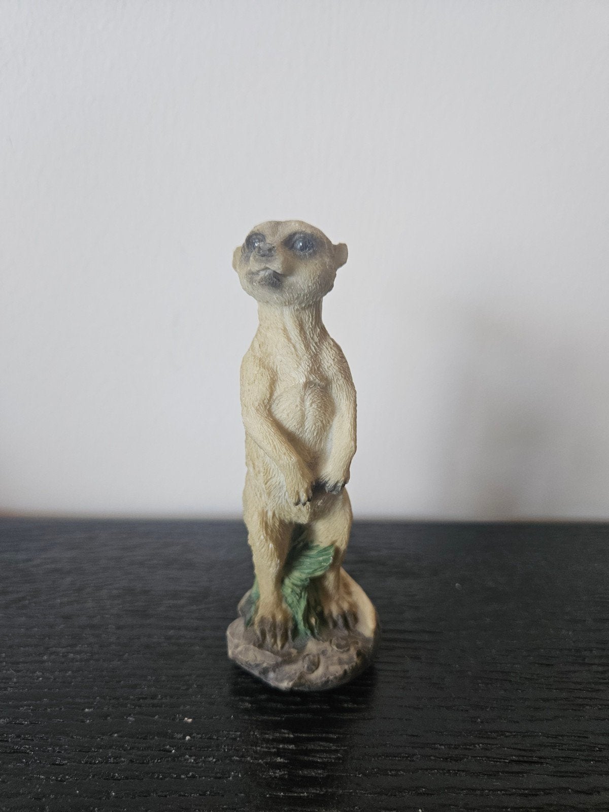 Leuke stokstaartje beeldje - decoratie, Verzamelen, Ophalen of Verzenden, Zo goed als nieuw, Dier