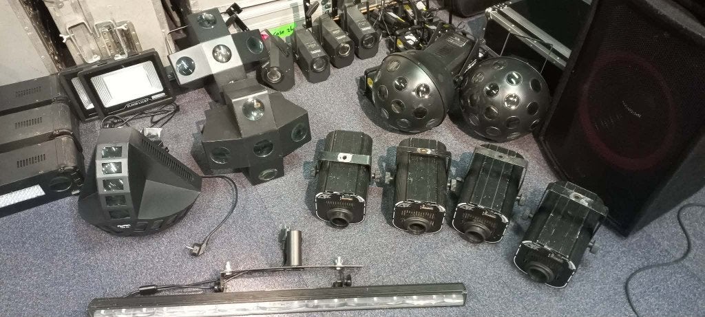 Heel veel lichteffecten discolampen disco-effecten lichtshow, Muziek en Instrumenten, Licht en Laser, Gebruikt, Licht, Geluidgestuurd